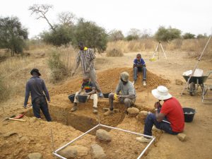 Fouilles à Alinguel, 2013.